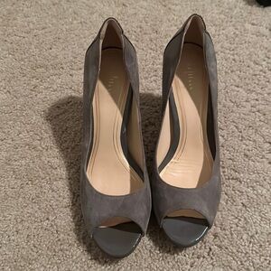Nike air Cole haan grey suede peep toe pump size 9.5